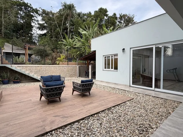 Imagem 9: Casa Alto Padrão com 3 suítes