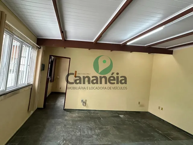 Imagem 9: Casa 2 dormitórios com amplo pátio para locação fixa, bairro do Rocio - Cananéia / SP
