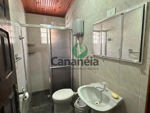 Imagem 10: Casa 2 dormitórios com amplo pátio para locação fixa, bairro do Rocio - Cananéia / SP