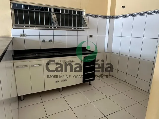 Imagem 4: Casa 2 dormitórios com amplo pátio para locação fixa, bairro do Rocio - Cananéia / SP