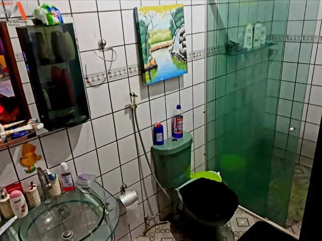 Imagem 11: Casa com 2 pavimentos, ponto comercial, piscina e 3 quartos com suíte. Aproveite esta