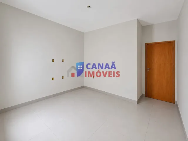 Imagem 5: Casa nova recém construída bairro luizote 3