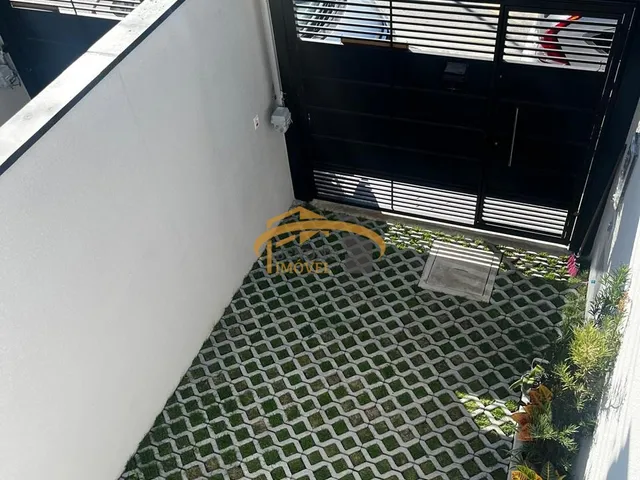 Imagem: Sobrado Novo em Condomínio À Venda Bela