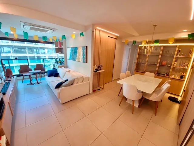 Imagem: O apartamento possui 3 Dormitórios, 1 Suíte, 1 Banheiro,