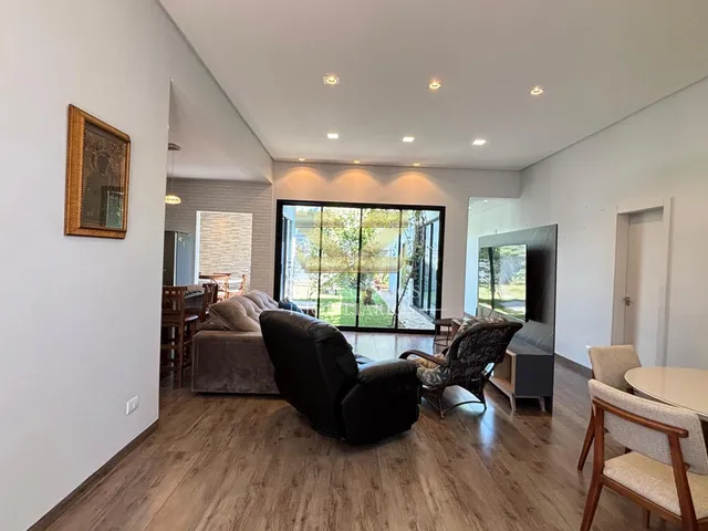 Imagem 4: Casa com 3 dormitórios para locação com ,257.90 m², JARDIM CURITIBANO, FOZ DO IGUACU