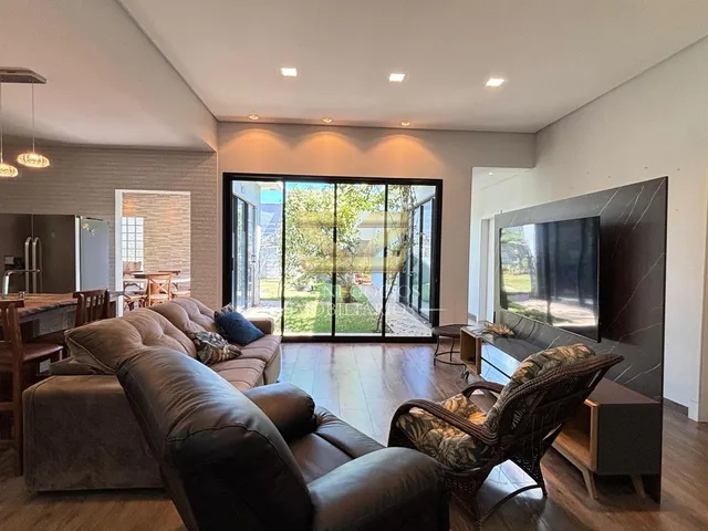 Imagem 6: Casa com 3 dormitórios para locação com ,257.90 m², JARDIM CURITIBANO, FOZ DO IGUACU