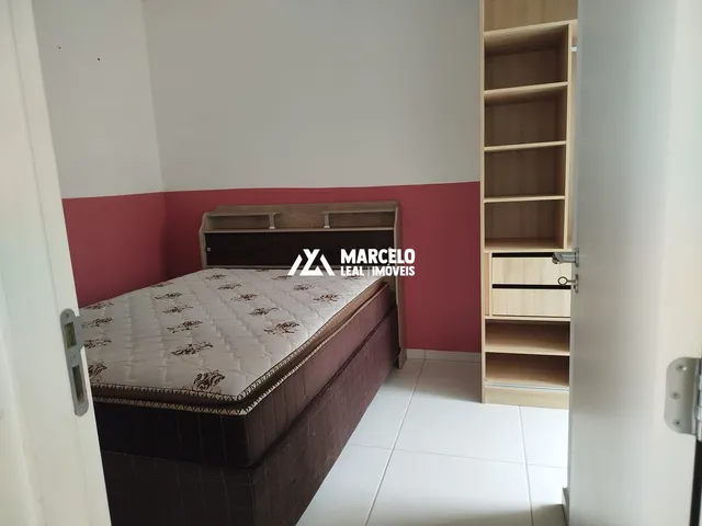 Imagem 9: Apartamento 2/4 com Suíte, semi mobiliado com Quintal e Planejados no Condomínio
