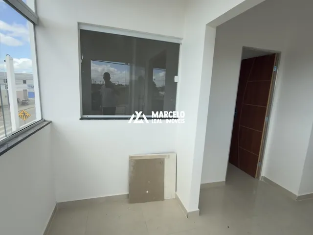Imagem 10: Alugo casa nova (1º locação) no 1º andar com 2/4 e garagem em rua asfaltada no