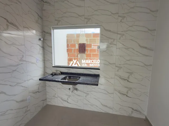 Imagem 12: Alugo casa nova (1º locação) no 1º andar com 2/4 e garagem em rua asfaltada no