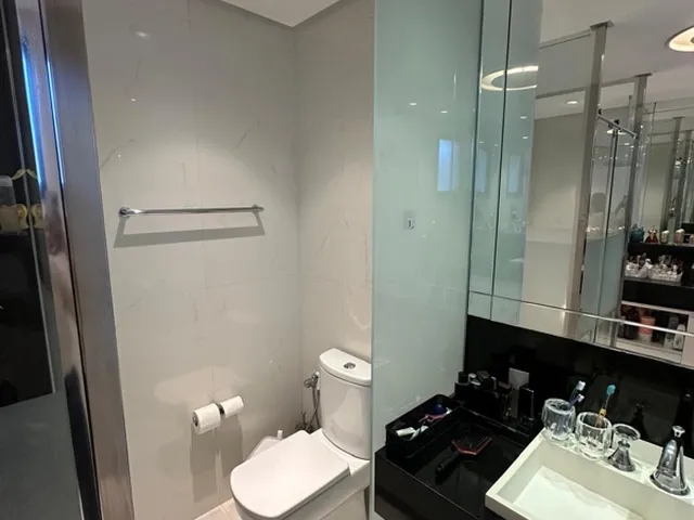 Imagem 13: A 5ª Avenida Imóveis apresenta essa deslumbrante cobertura linear c/ 328m², uma