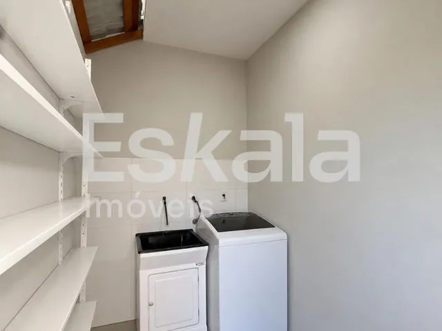 Imagem 3: Sobrado Semimobiliado Com 01 Suíte + 02 Quartos