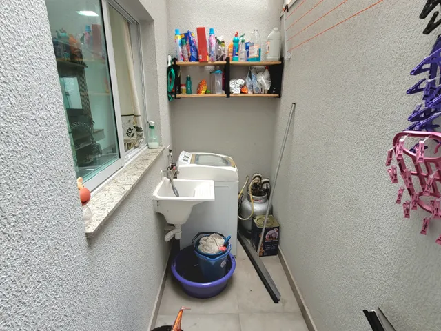 Imagem 16: Sobrado para venda em Vila Camilópolis com 4 quartos, sendo 2 suítes, 128m²