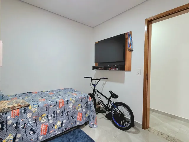 Imagem 13: Sobrado para venda em Vila Camilópolis com 4 quartos, sendo 2 suítes, 128m²