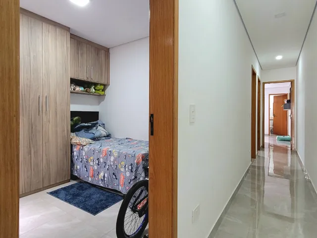Imagem 14: Sobrado para venda em Vila Camilópolis com 4 quartos, sendo 2 suítes, 128m²