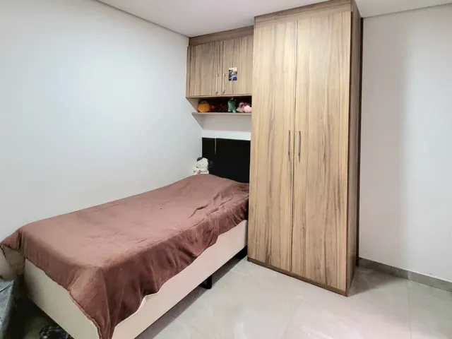 Imagem 15: Sobrado para venda em Vila Camilópolis com 4 quartos, sendo 2 suítes, 128m²