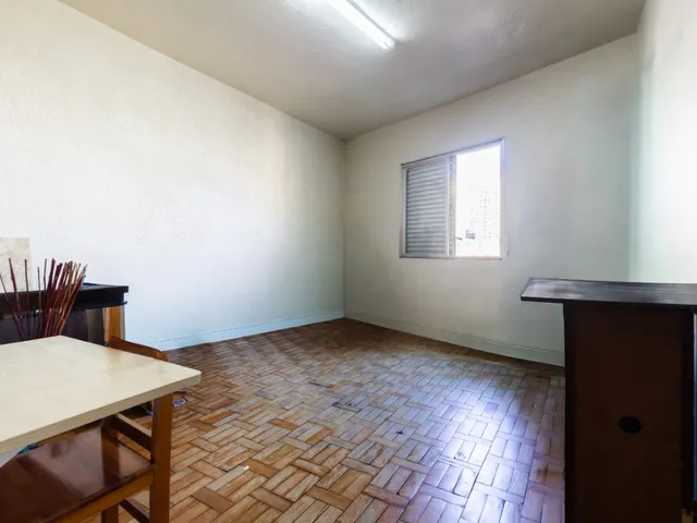 Imagem 12: Casa para venda em Vila Romana com 3 quartos, sendo 1 suíte, 235m²