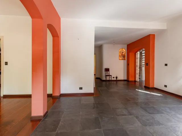 Imagem 7: Sobrado para venda em Sumaré com 3 quartos, sendo 3 suítes, 280m²