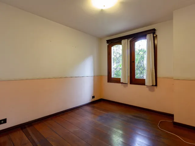 Imagem 9: Sobrado para venda em Sumaré com 3 quartos, sendo 3 suítes, 280m²