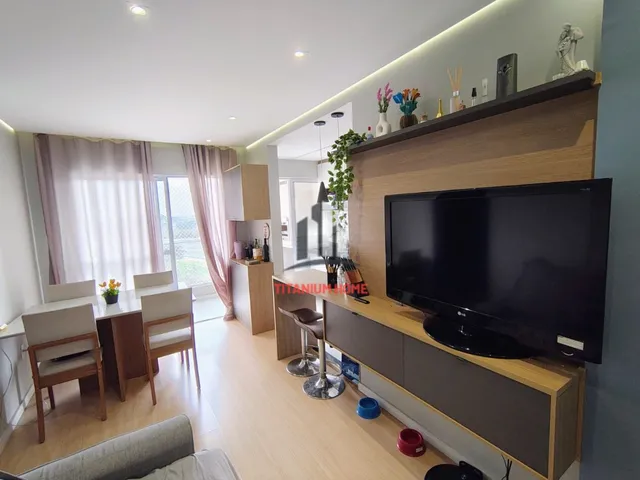 Imagem: O apartamento possui 2 Dormitórios, 1 Suíte, 1 Banheiro,