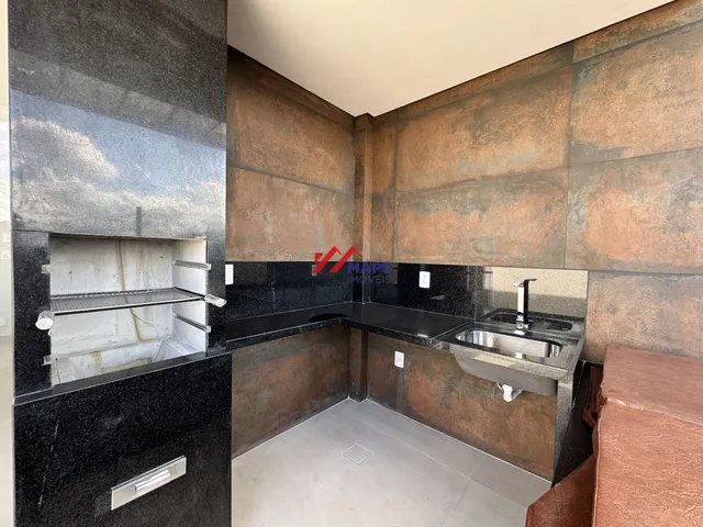 Imagem 7: Cobertura com três quartos, suíte e três vagas de garagem no bairro Itapoã - Belo