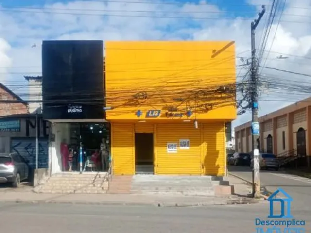 Imagem: A loja possui 1 Dormitório, 1 Banheiro, 1 Vaga na garagem,