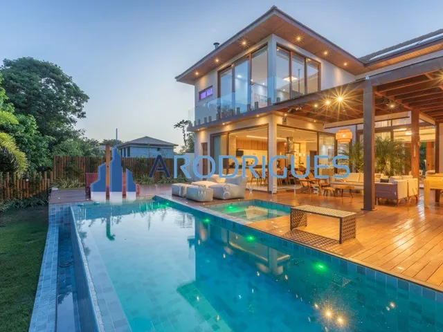 Imagem: Casa à Venda em Condomínio Altíssimo