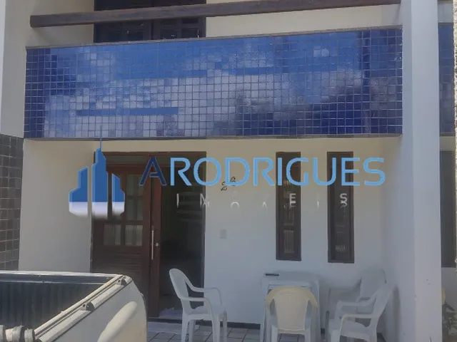 Imagem 4: Casa Duplex à Venda e Locação Anual em Condomínio Completo em Buraquinho, Lauro de