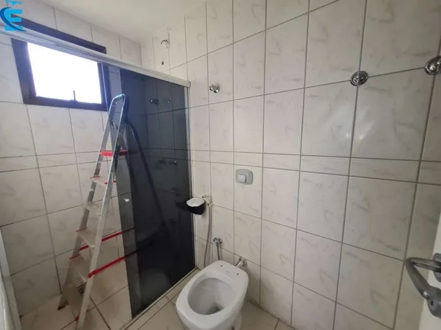 Imagem 4: Apto 3 quartos (1 suíte), sala ampla com sacada, cozinha estilo americano, banheiro