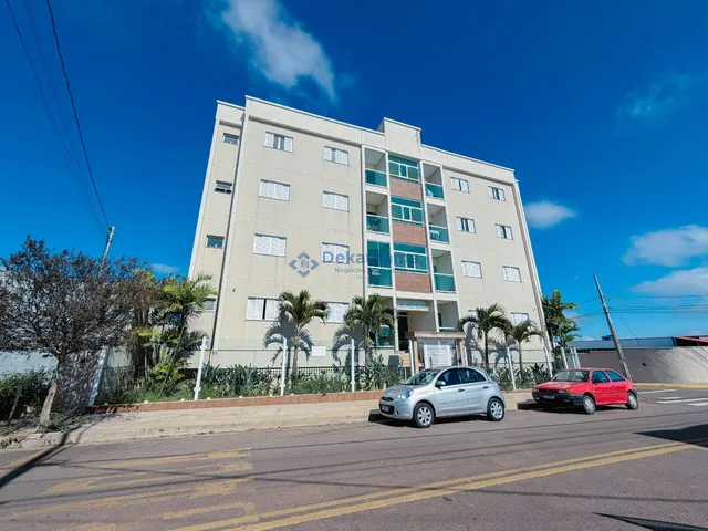 Imagem: O apartamento possui 2 Dormitórios, 1 Suíte, 1 Banheiro,