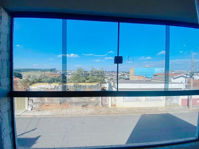 Imagem 2: Casa comercial para comprar ou alugar em Alfenas. Casa comercial para venda e locação