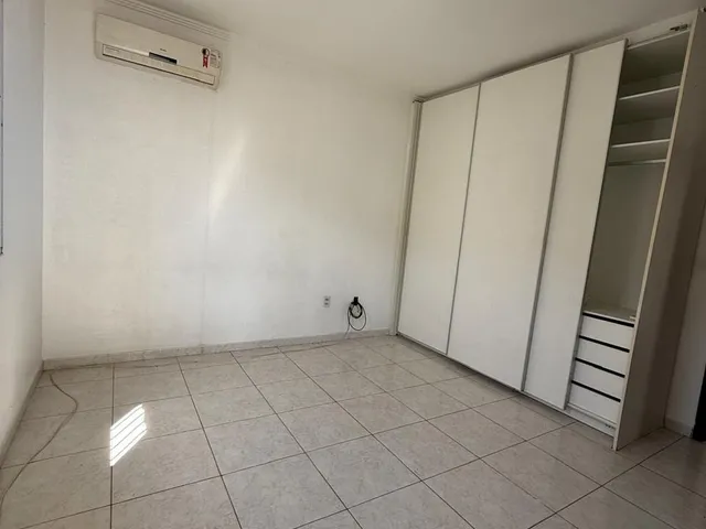 Imagem 16: Casa residencial Duplex Condomínio Portão do Sol para Venda e Locação Buraquinho