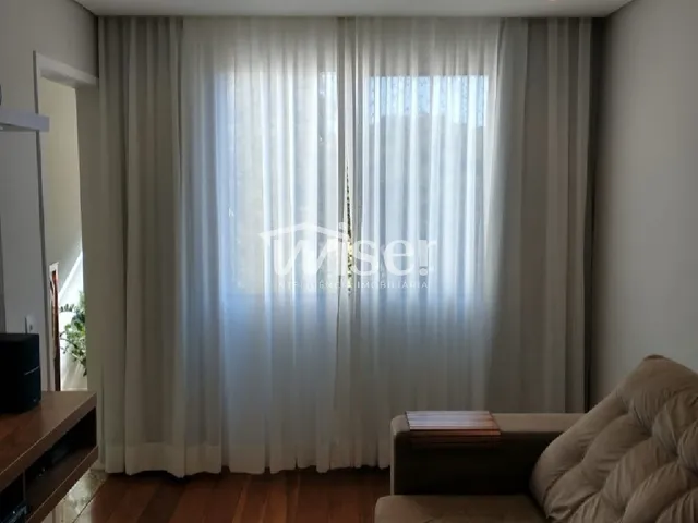 Imagem: O apartamento possui 2 Dormitórios, 1 Banheiro, 2 Vagas na