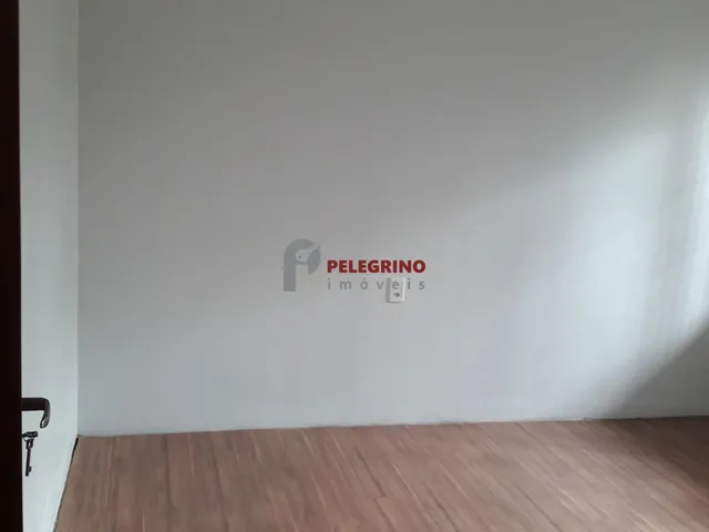 Imagem 8: Pelegrino Imóveis aluga apartamento no centro de Tapes