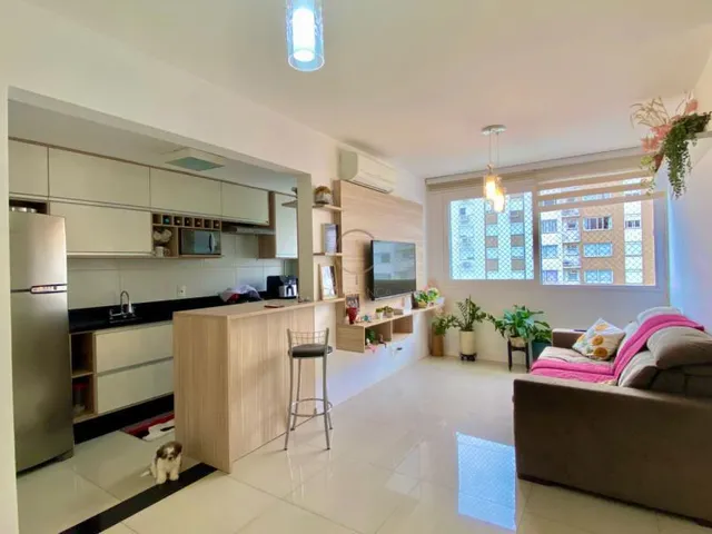 Imagem: APARTAMENTO SEMIBILIADO DE 2 DORM-SUÍTE