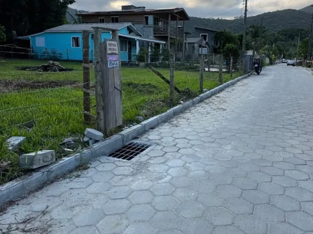 Imagem 3: Terreno na Encantada com Vista para as Montanhas