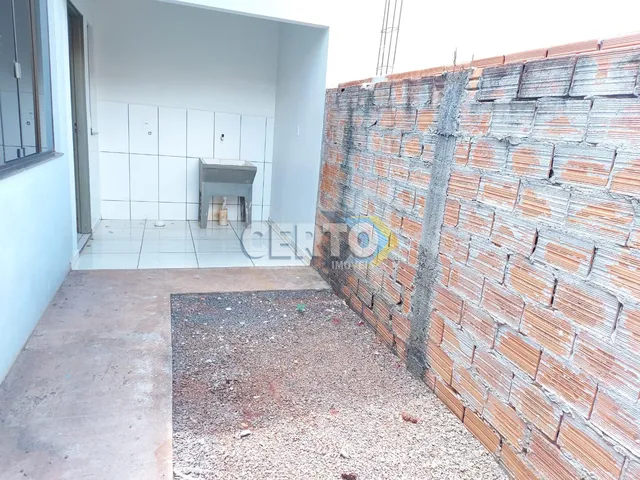 Imagem 2: CASA BAIRRO LOT EMMEL
