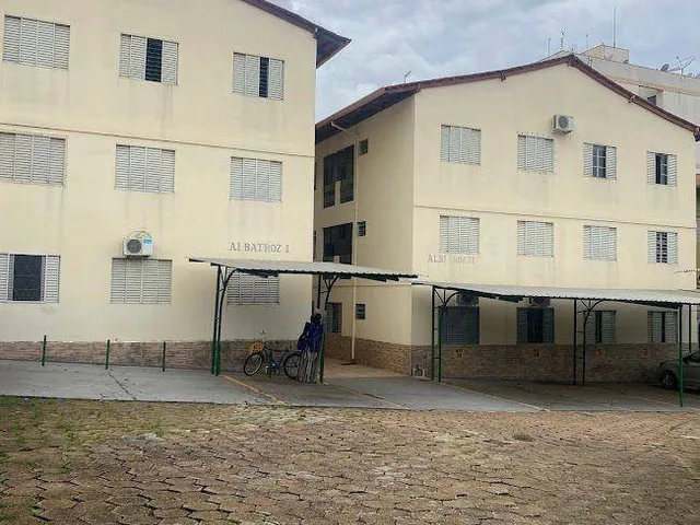 Imagem: Apartamento com 2 Dormitórios À Venda