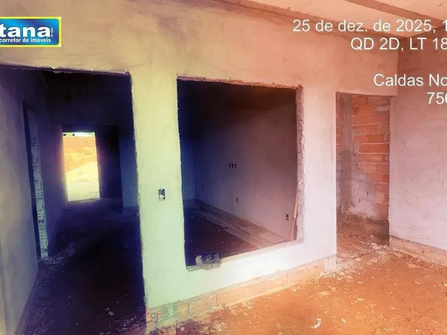 Imagem 2: Casa com 2 Dormitórios À Venda, 110 M² por R$ 250.000,00 - Estancia Chacaras Itapema - Caldas Novas/Go