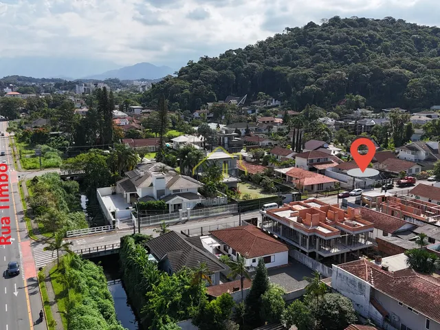 Imagem 2: TERRENO NO AMÉRICA LATERAL DA RUA TIMBÓ COM 3 CASAS CONSTRUÍDAS !