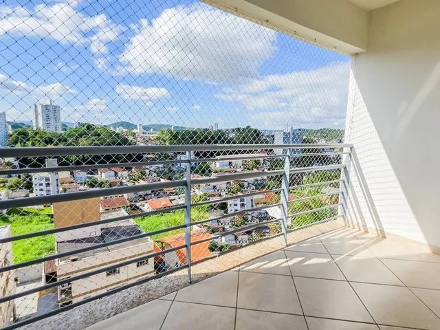 Imagem: Apartamento Semimobiliado com 2 Dormitórios