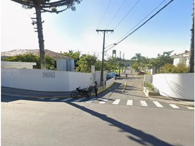 Imagem: O apartamento possui 2 Dormitórios, 1 Banheiro, 56m² de