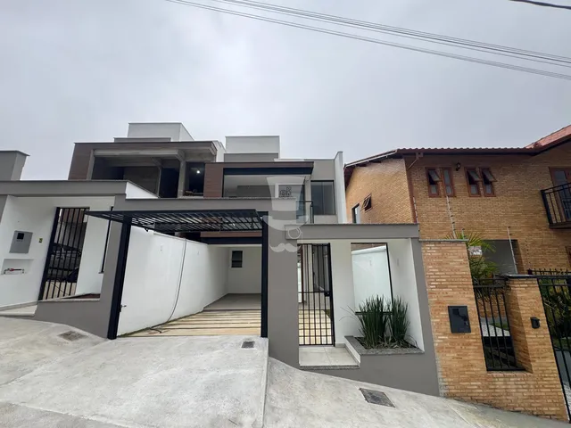 Imagem 6: Casa à venda em Barbacena com 3 dormitórios sendo 1 suíte no Imperial