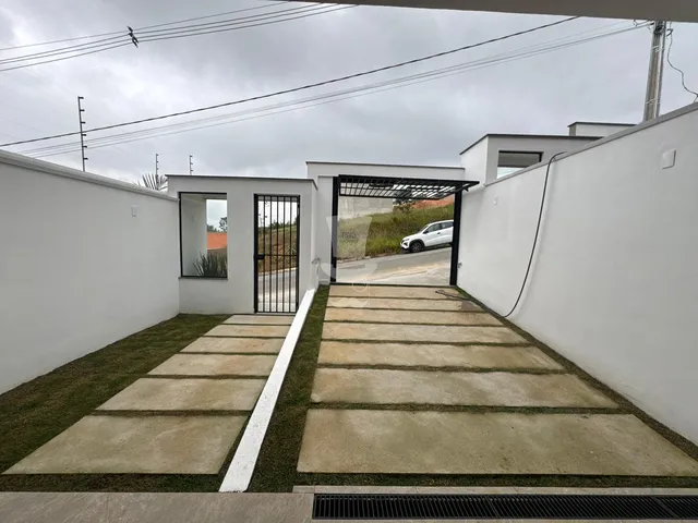 Imagem 2: Casa à venda em Barbacena com 3 dormitórios sendo 1 suíte no Imperial