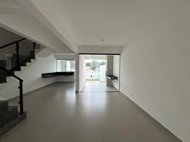 Imagem 9: Casa à venda em Barbacena com 3 dormitórios sendo 1 suíte no Imperial