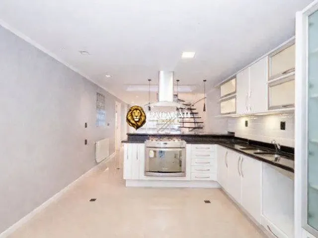 Imagem 2: Apartamento à venda em Porto Alegre/RS