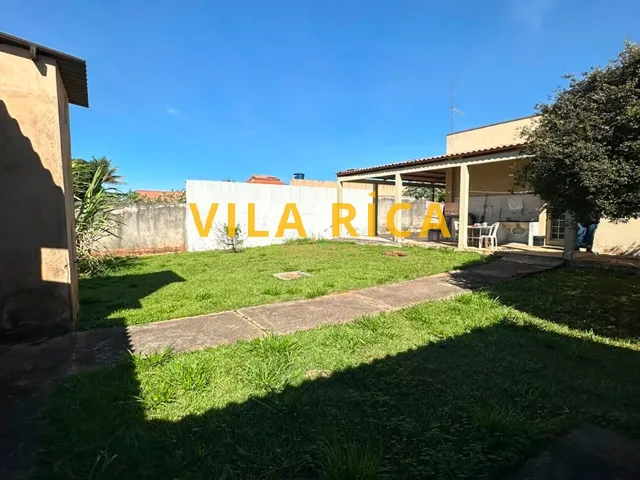 Imagem 11: Vila Rica imóveis vende: Casa Térrea I 04 Quartos I 02 Suítes I Laje I Solta no Lote I