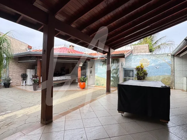 Imagem: Casa de 4 dormitórios sendo 1 suíte com