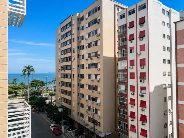 Imagem 2: Apartamento para venda em Ponta da Praia com 2 quartos, 72m²