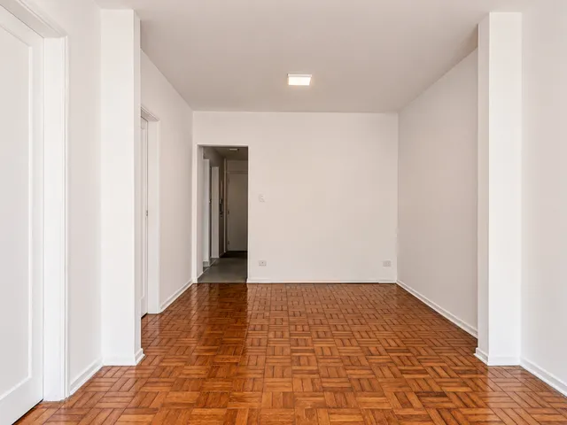 Imagem 5: Apartamento para venda em Ponta da Praia com 2 quartos, 72m²
