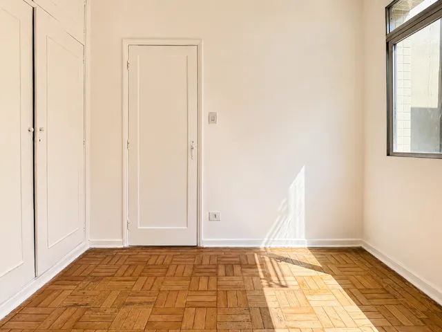 Imagem 9: Apartamento para venda em Ponta da Praia com 2 quartos, 72m²